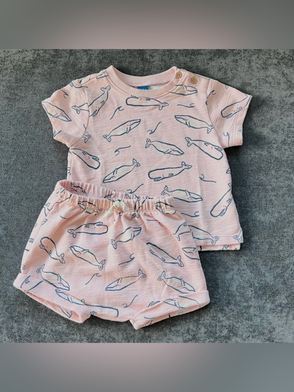 Old Navy Girls Whale Outfit Size 12-18 Months